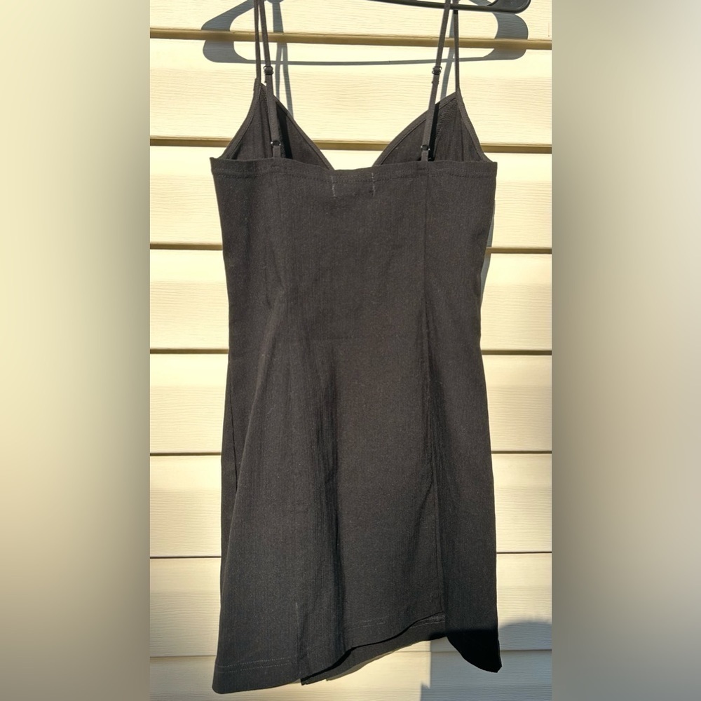 Urban Outfitters black dress - size medium - Picture 5 of 5
